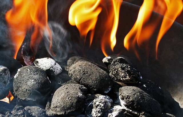 Element-Carbon-C-charcoal